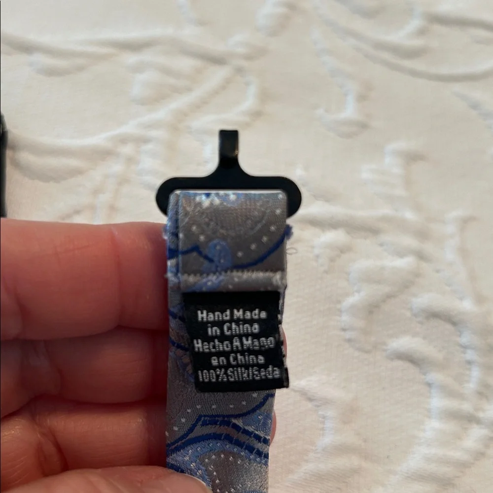 Silk Blue Paisley Bow Tie - Picture 3 of 6